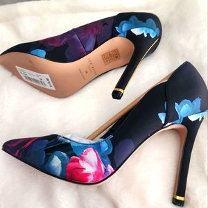 Ted Baker Pumps